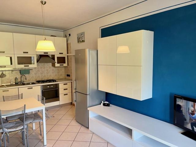 Garden Residence Appartamento Con Terrazzo E Piscina Desenzano del Garda Eksteriør billede